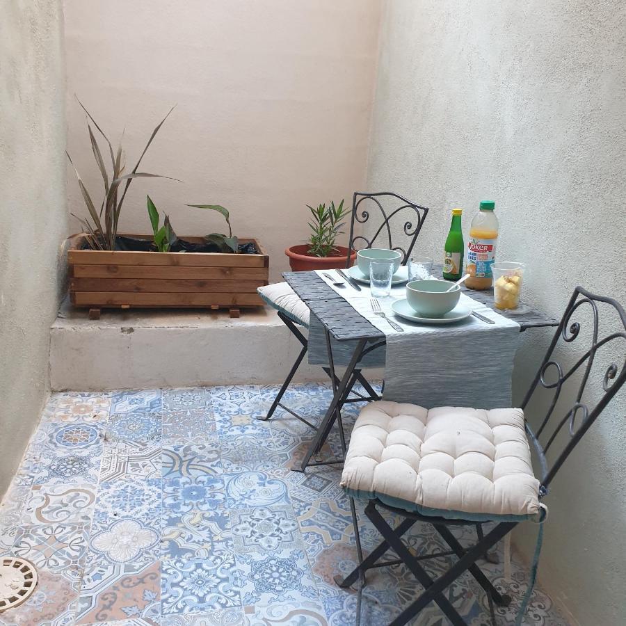 Maison intra muros, terrasses avec vue jaccuzzi et garage Avignon Extérieur photo