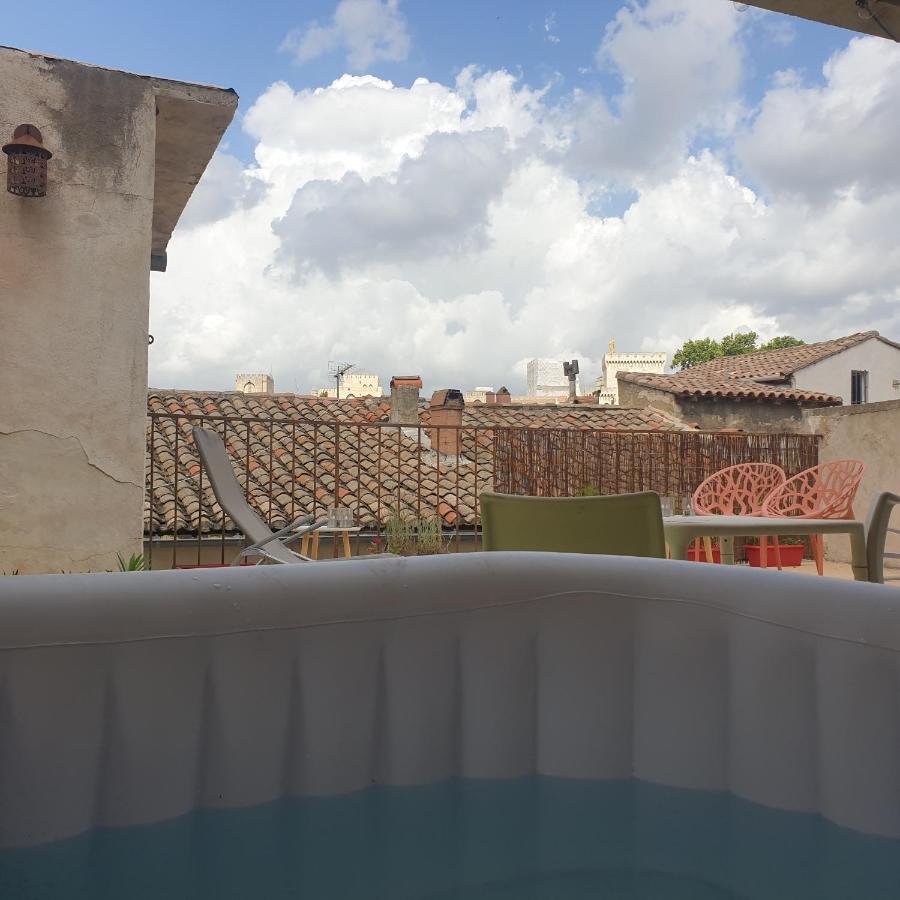 Maison intra muros, terrasses avec vue jaccuzzi et garage Avignon Extérieur photo